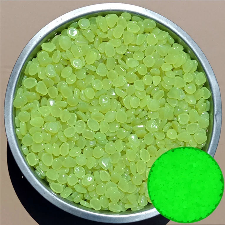 Glow-in-the-Dark Garden Pebbles – 500pcs Luminous Stones
