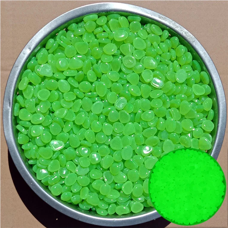 Glow-in-the-Dark Garden Pebbles – 500pcs Luminous Stones